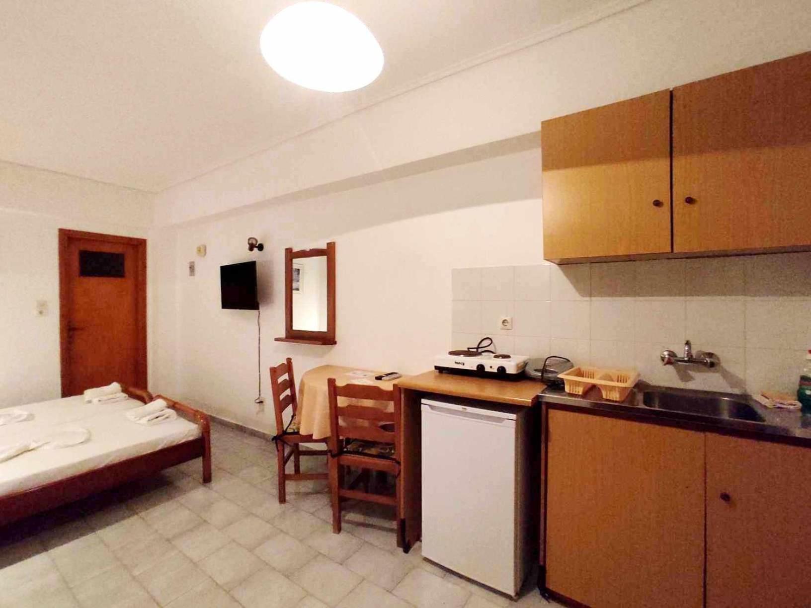 Politis Sudios Apartment Batsíon Exterior photo